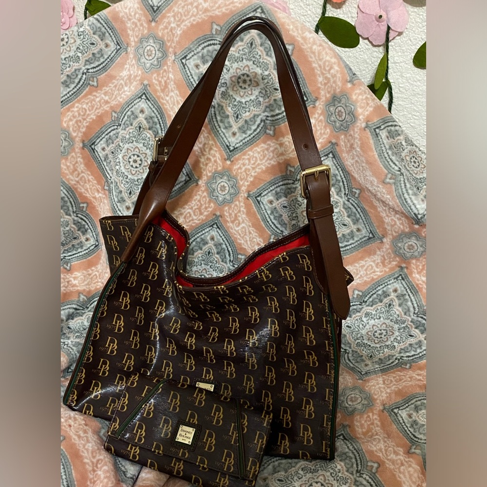 Dooney & Bourke Signature 1975 Tote with Wallet